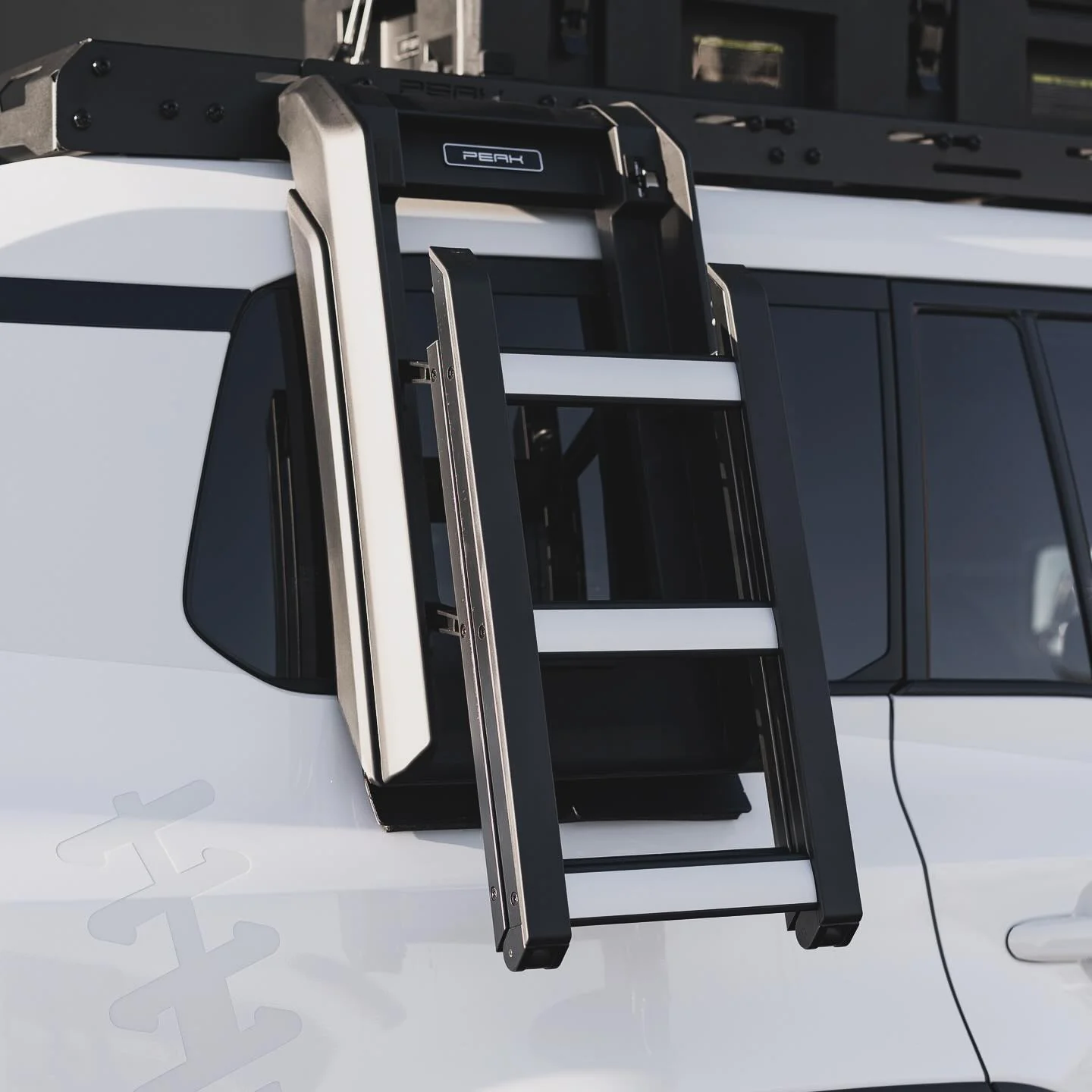 Side-Mounted Foldable Ladder System for Toyota LandCruiser Prado J250 & Lexus GX550 - Image 8